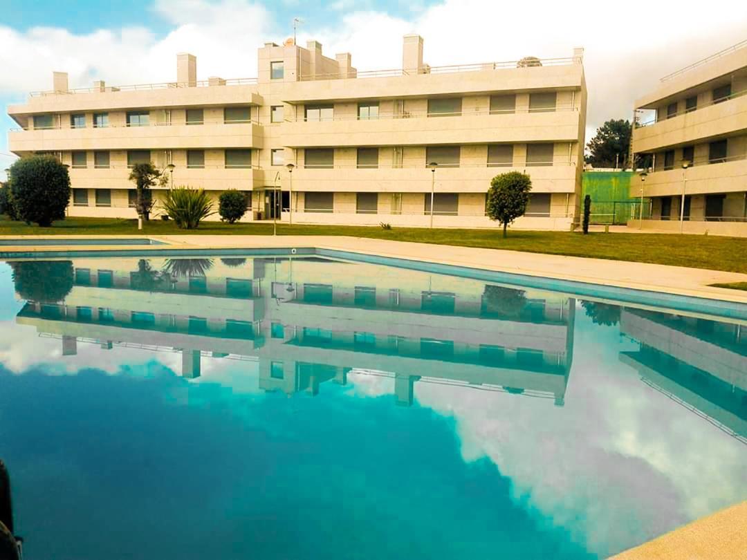 Beach Front Apartment - With Swimming Pool, Barbecue And Tennis Court! Viana do Castelo Ngoại thất bức ảnh